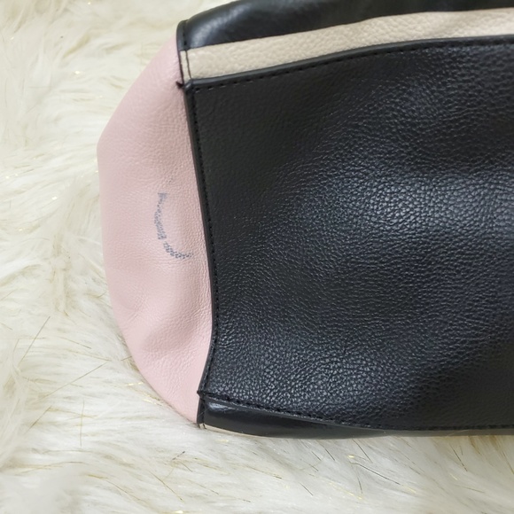 Betsey Johnson striped purse - Picture 8 of 8